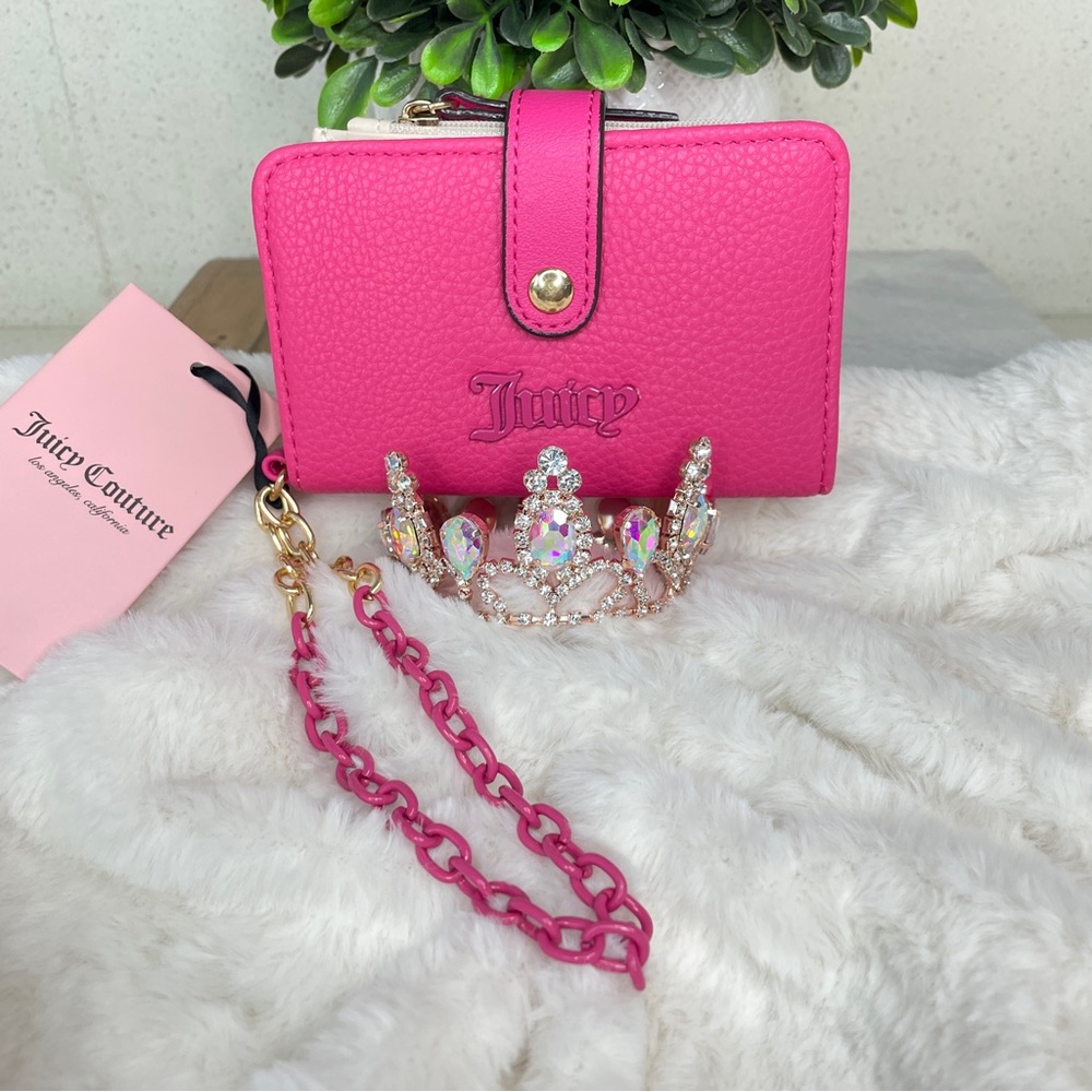 Juicy Couture Hot Pink Pebbled Bifold‎ Wallet Chain Wristlet Go Couture Yourself